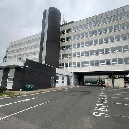 Flat 404 One Bedroom Apartment Birmingham Exterior photo